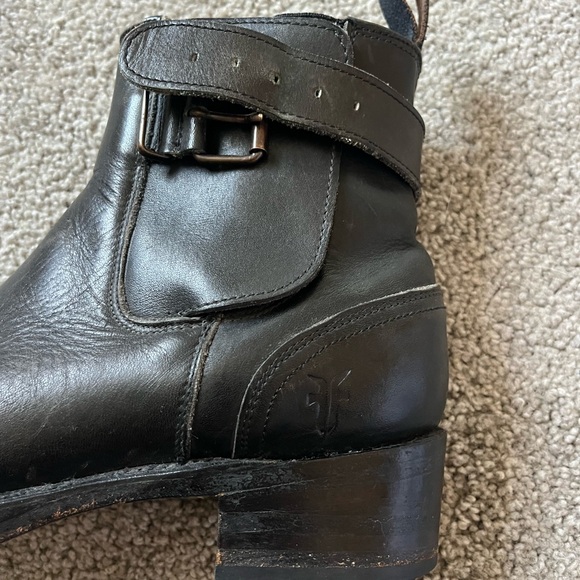 Vintage Frye Black Leather Ankle Boots with Buckle - Picture 3 of 6